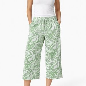 Green Leaf Print Women's Pants